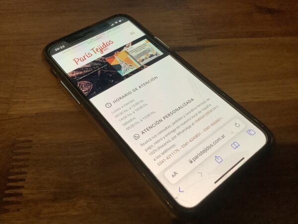 París Tejidos en iPhone